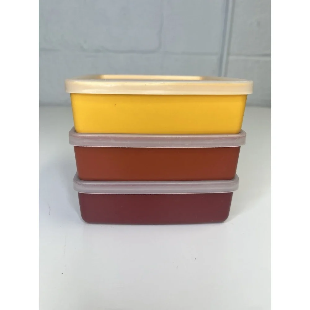 Tupperware vintage square